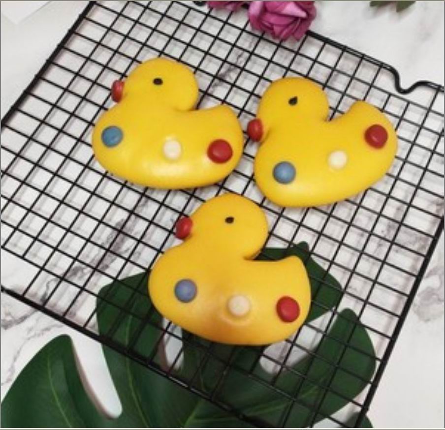 Trendy Little Yellow Du Sted B - Baby Food Yellow recensione e prezzo