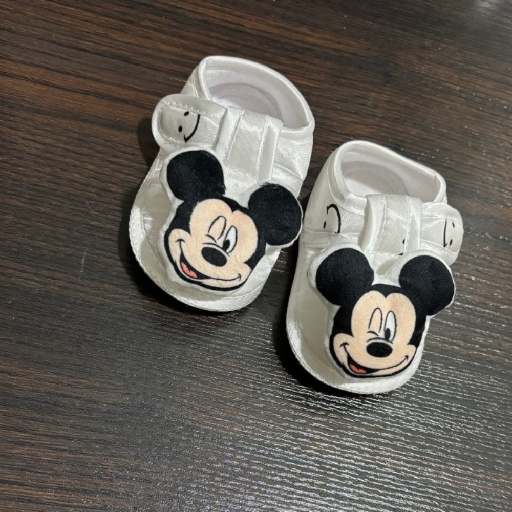 Shiny baby pacifiers and pacif - Baby Food Age recensione e prezzo